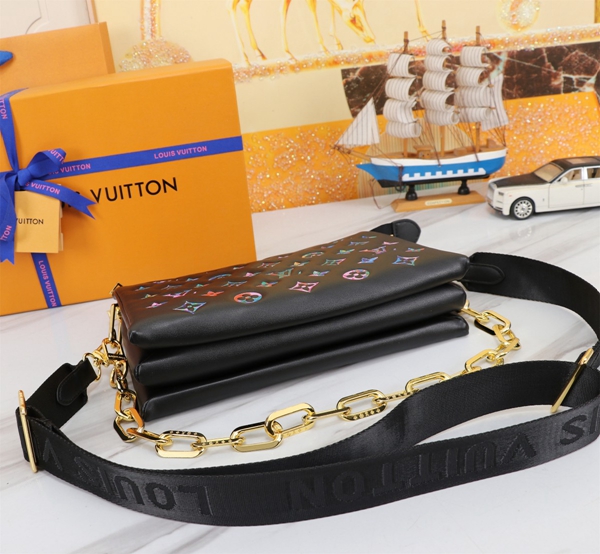 ルイヴィトンバッグ内部構造